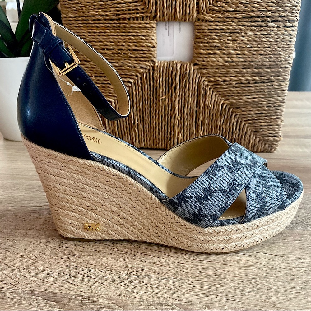 Michael Kors Kimberly Wedge Sandals  Denim/ Navy 10